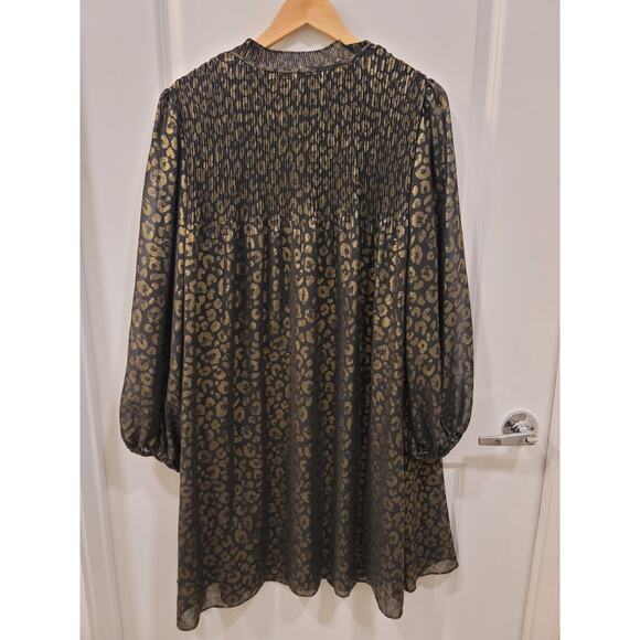 DKNY Leopard Print Tie Neck Pleated Dress - Picture 3 of 8